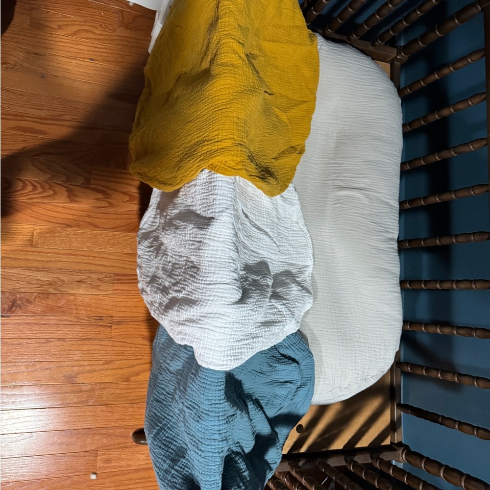 Snuggle Me with 4 covers